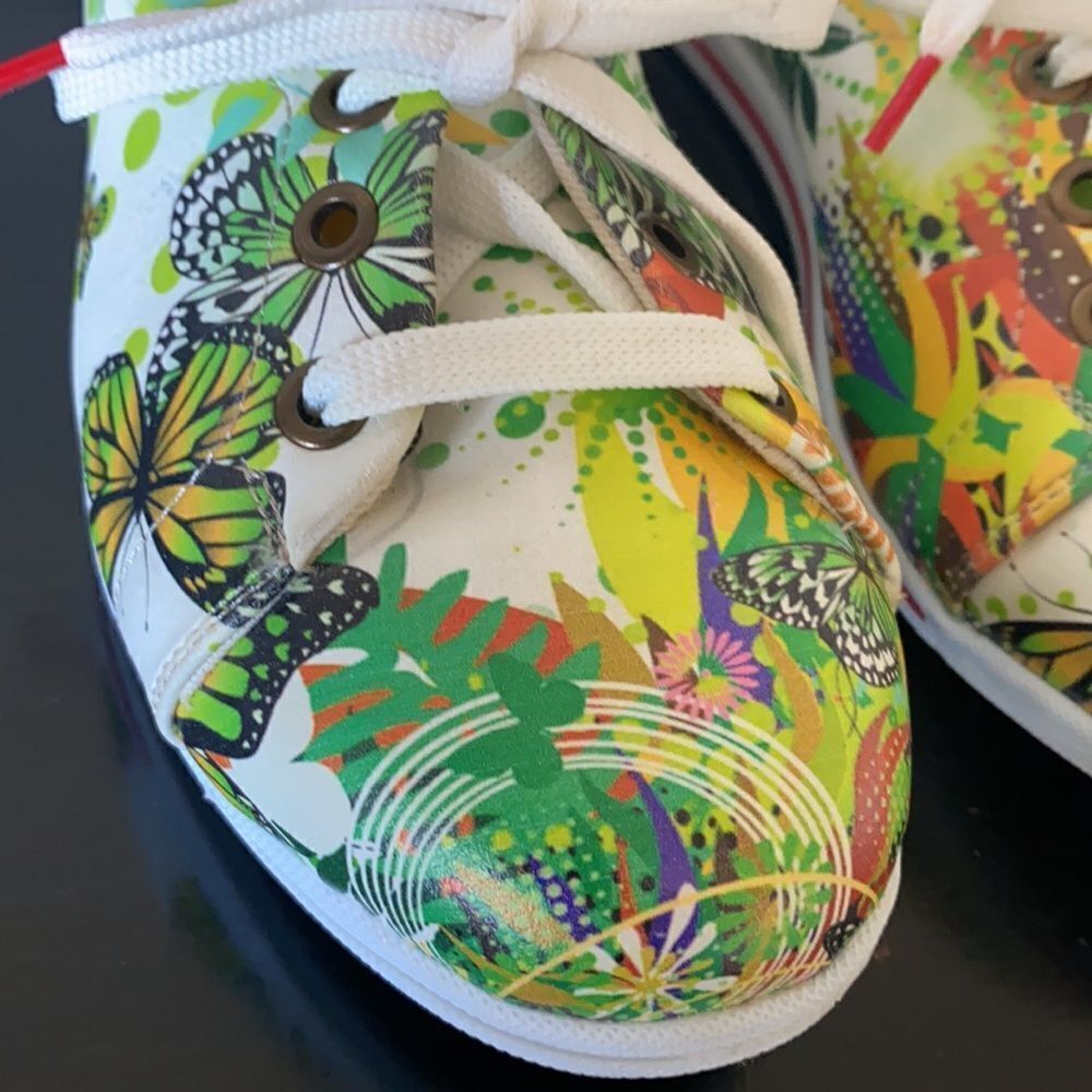 Neef Sneakers - Picture 4 of 11